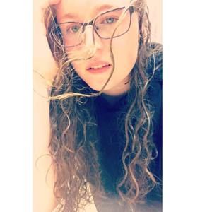 Meet your Posher, Katrina